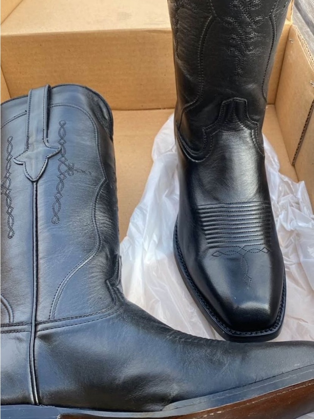 Men's Black Leather Western Pull-On Boots